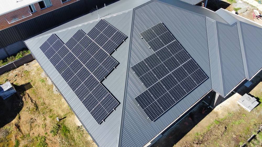 Rooftop solar array installed by Haylo Energy