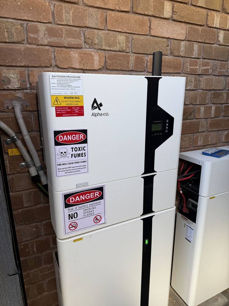 Sigenergy battery with blackout backup gateway